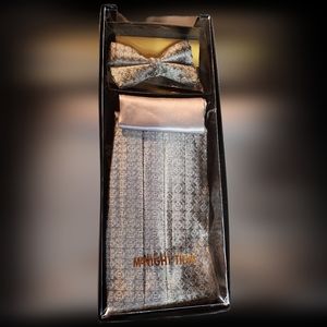 MrNight Tie'm silver gray cummerbund and tie.